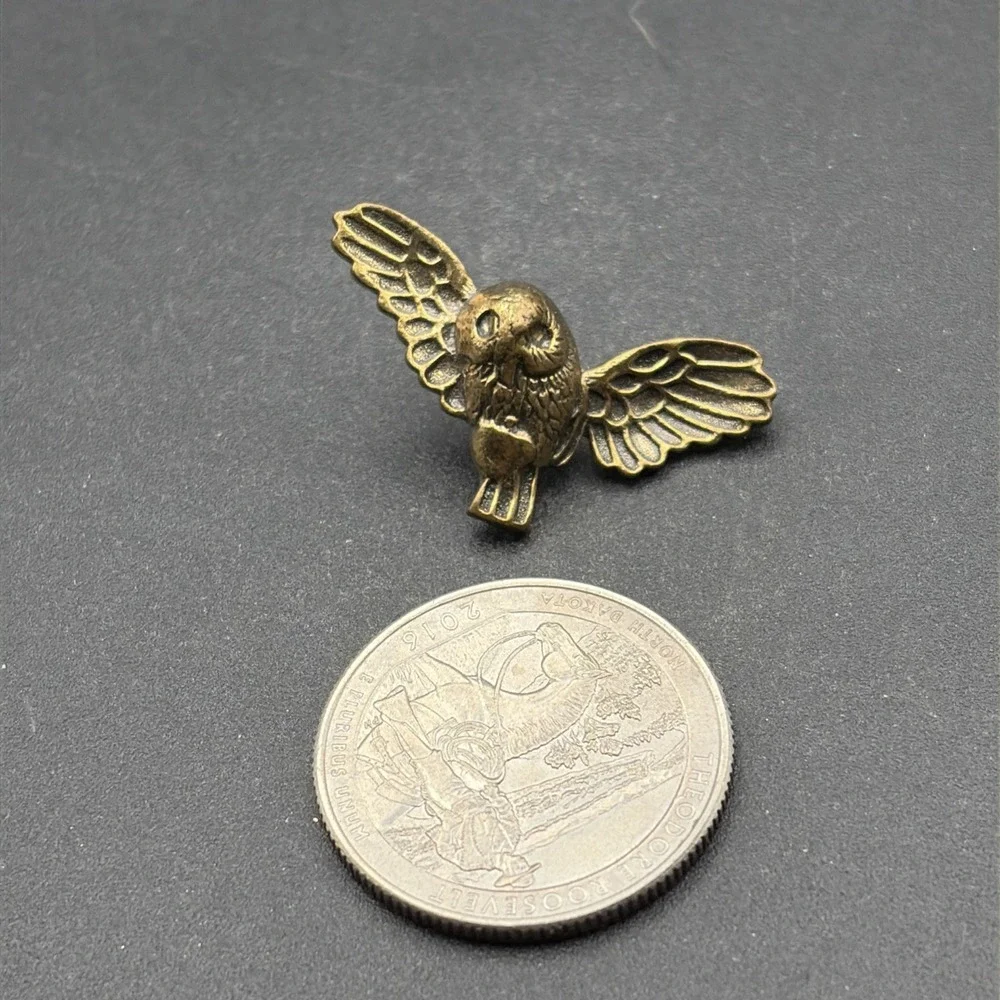 Owl Flying Gold‎ Bronze Tone Lapel Hat Pin